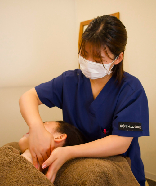 頭皮鍼+首リンパ流し